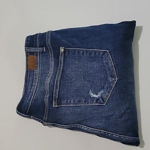 Judy Blue Boyfriend Fit Jeans. 0217201402